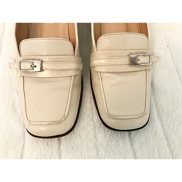 ANN TAYLOR Sz 5.5 M Vintage Cream Leather Blk Heel Loafer - Picture 4 of 7